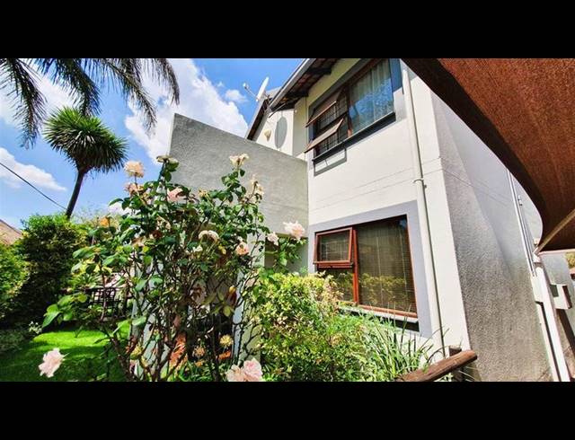 2 BEDROOM TOWNHOUSE FOR SALE IN VERWOERDPARK